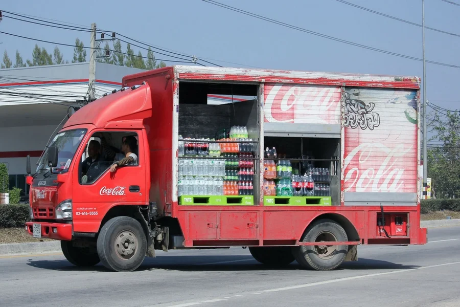 Coca-Cola jest jedną z najstabilniejszych i najbardziej rentownych firm na świecie. Tylko mało kto potrafi powiedzieć, kim jest prezes Coca-coli.