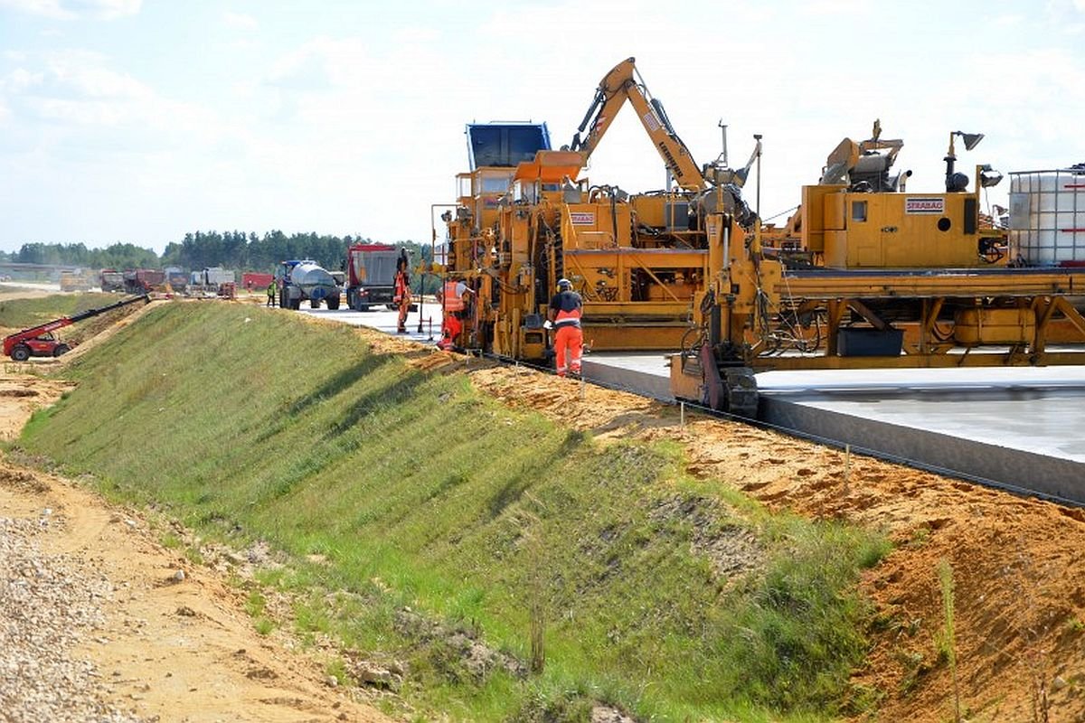 GDDKiA nie dostała ani jednej oferty w przetargu na roboty mające zapewnić jeszcze w tym roku przejezdność autostradowej obwodnicy Częstochowy w ciągu autostrady A1.