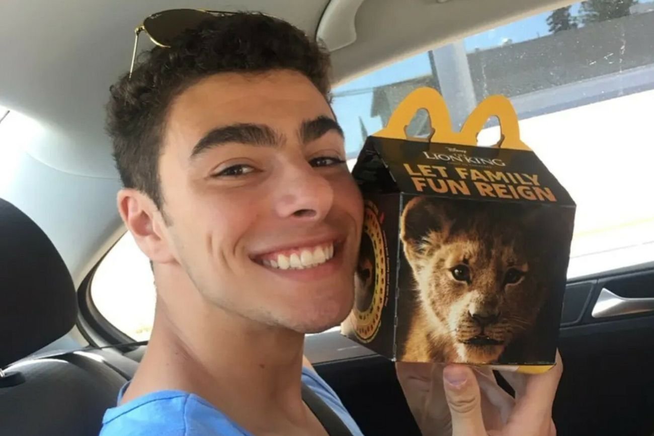 "Te pasożyty zasłużyły na to" – miał napisać w swoim manifeście Mangioni. 