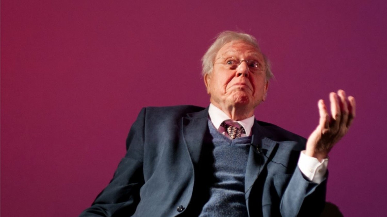 Sir David Attenborough w ciągu dnia od założenia konta na Instagramie zyskał prawie 3 mln obserwujących.