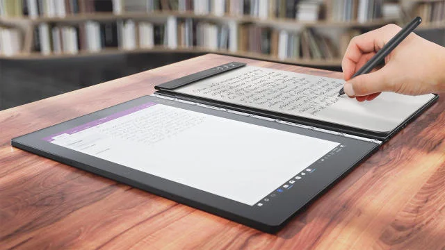 Notatki możemy wykonywać na kartce papieru i zapisywać w pamięci Yoga Book