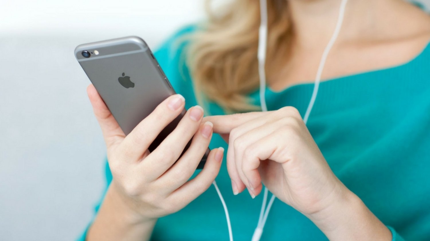Wiadomość z sekwencją hinduskich znaków może permanentnie zawiesić każdego iPhone'a.