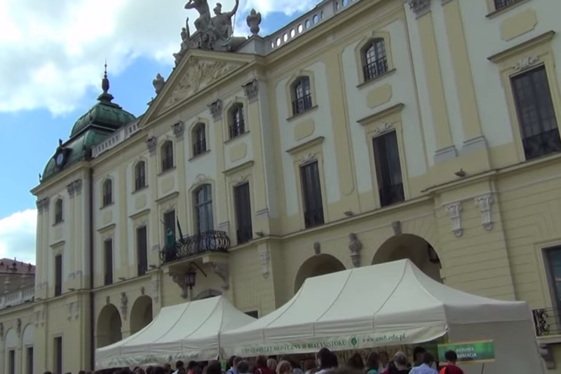 Uniwersytet Medyczny w Białymstoku chce zbudować centrum cyklotronowe. Poszukuje prywatnego inwestora.