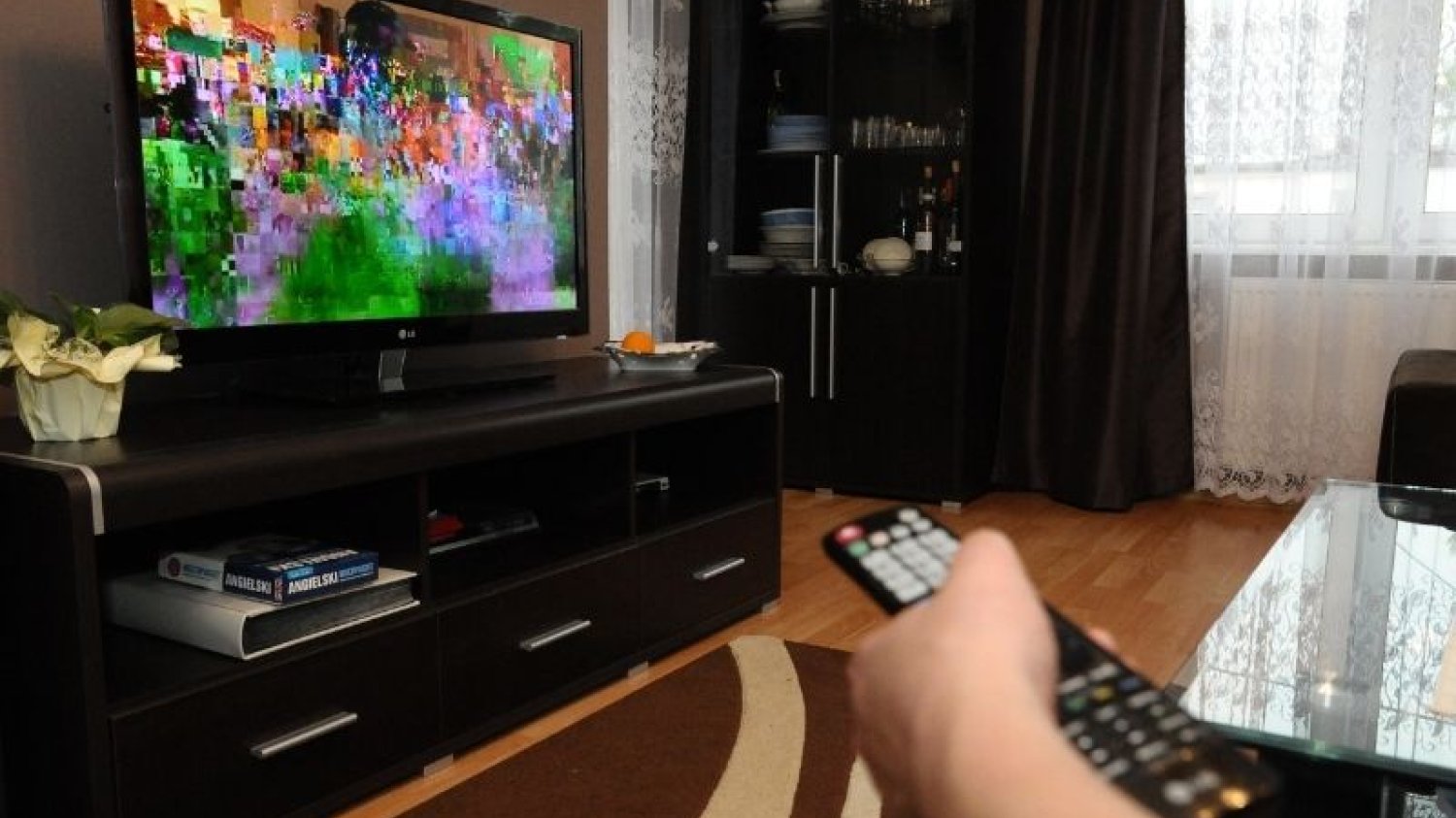 W 2022 wprowadzony będzie nowy standard nadawania telewizji naziemnej. Wiele osób będzie musiało skorzystać z dekodera.