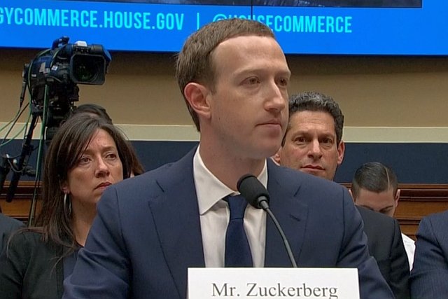 Zuckerberg przyznał, że jego dane również zostały skradzione w aferze Cambridge Analytica