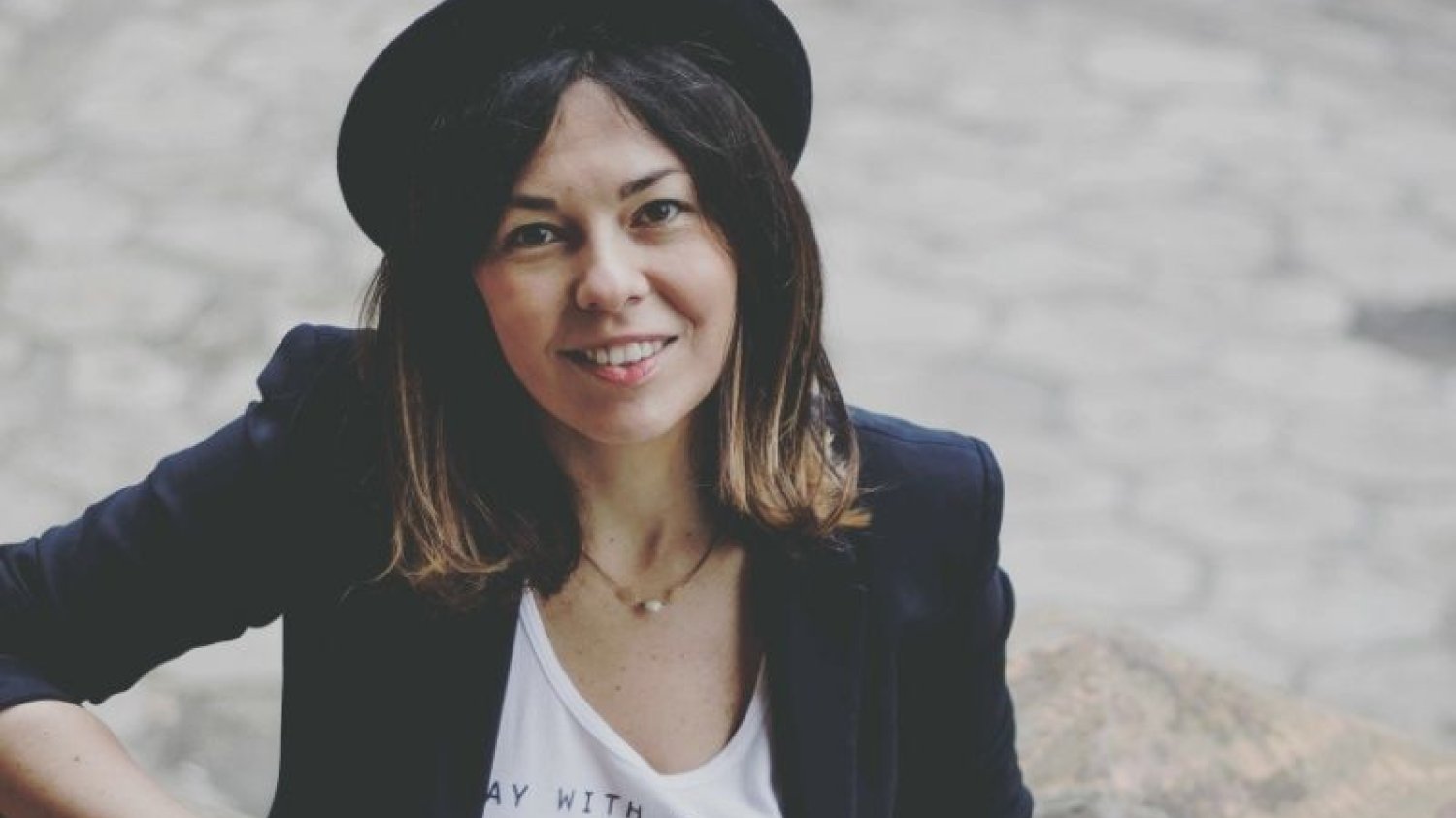 Marta Łysiak jest dyrektor zarządzającą w agencji reklamowej Labcon. Przez wiele lat pracowała za granicą dla Google i YouTube'a.