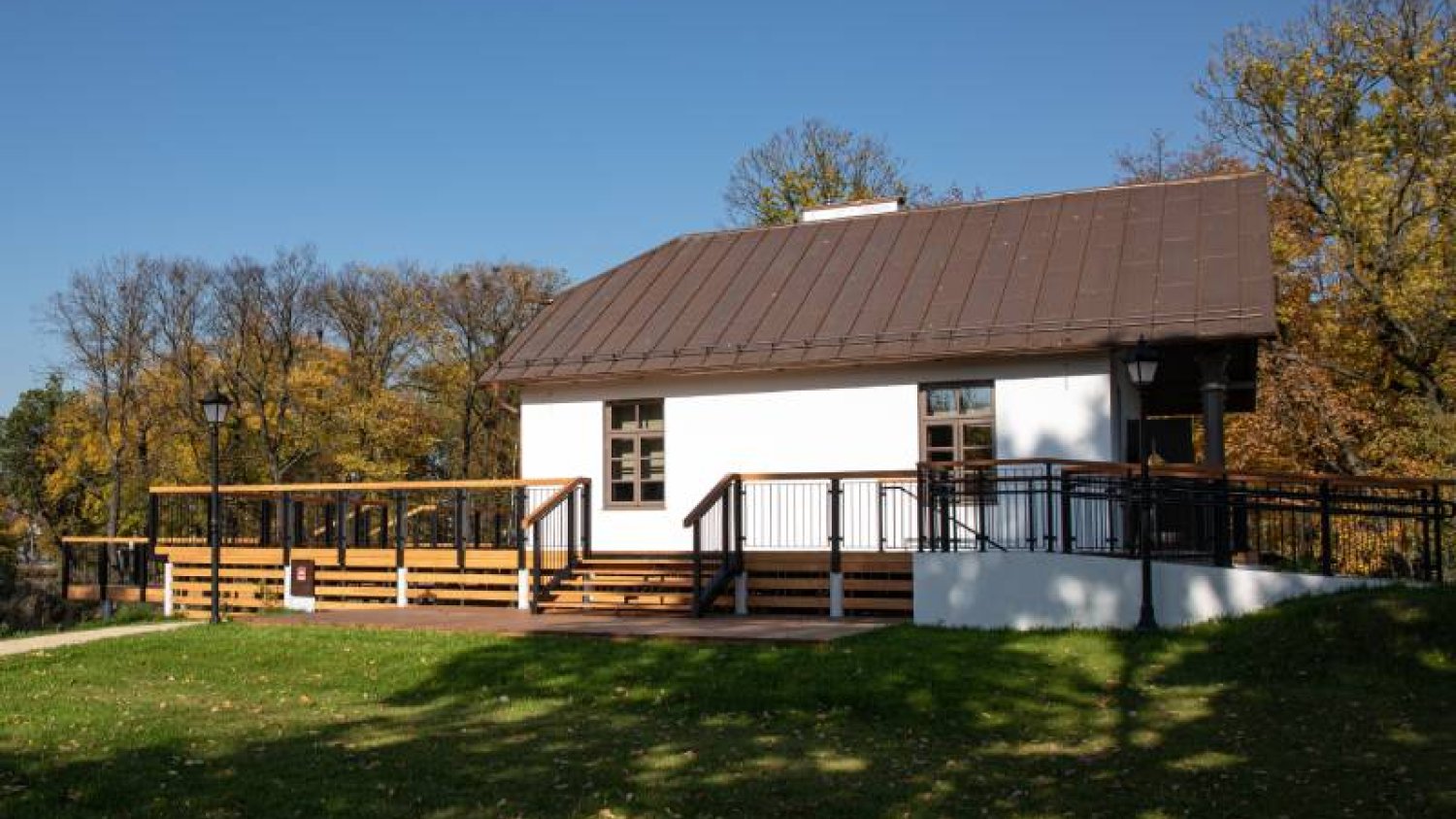 Domek do 70 m2 postawić można bez pozwolenia. Plan domu nadal trzeba jakiś mieć.