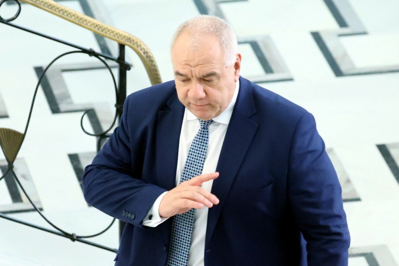 "Podatek Sasina". Wicepremier tłumaczy się z pomysłu