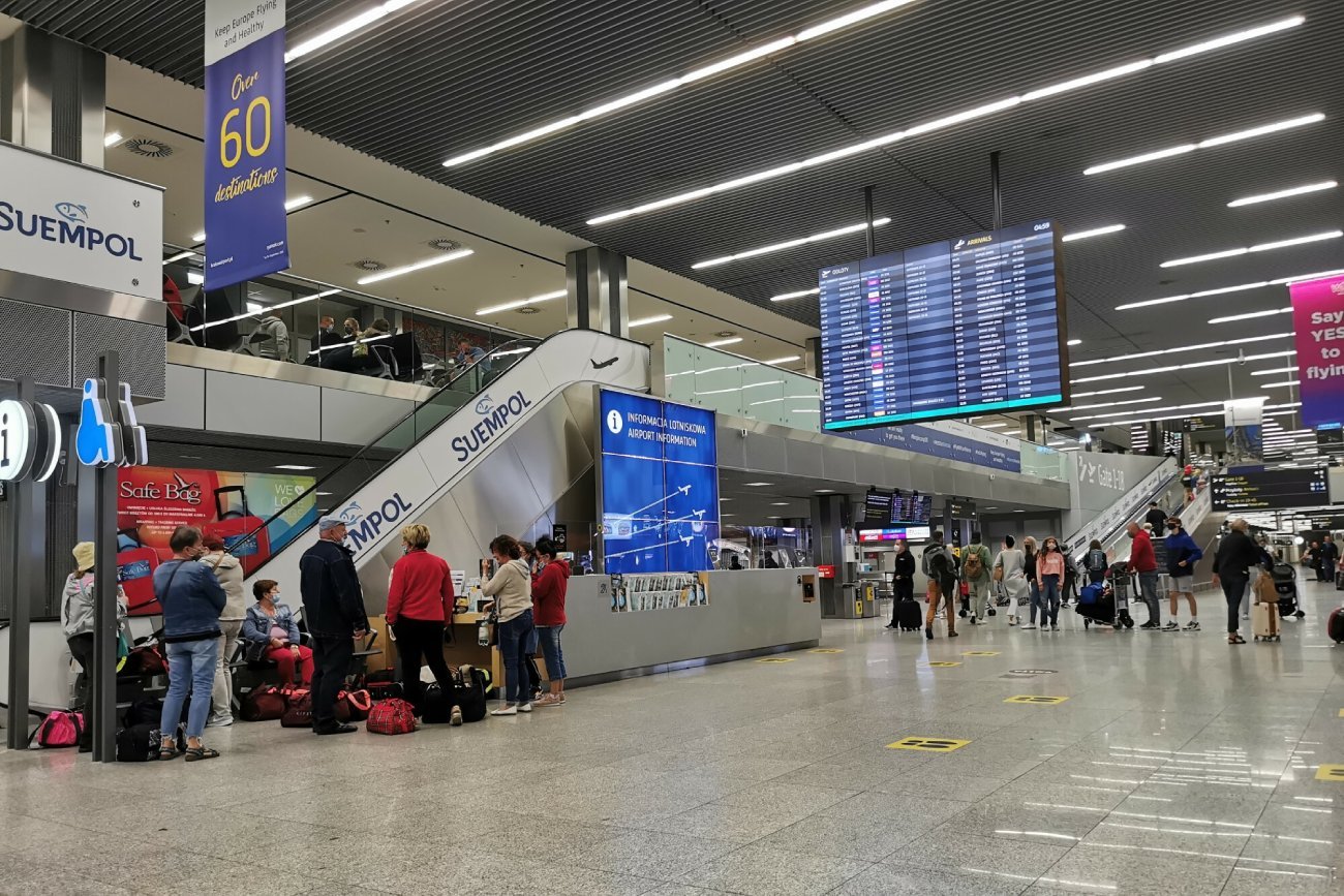 Kiedy pasażerom przysługuje odszkodowanie za odwołany lot?