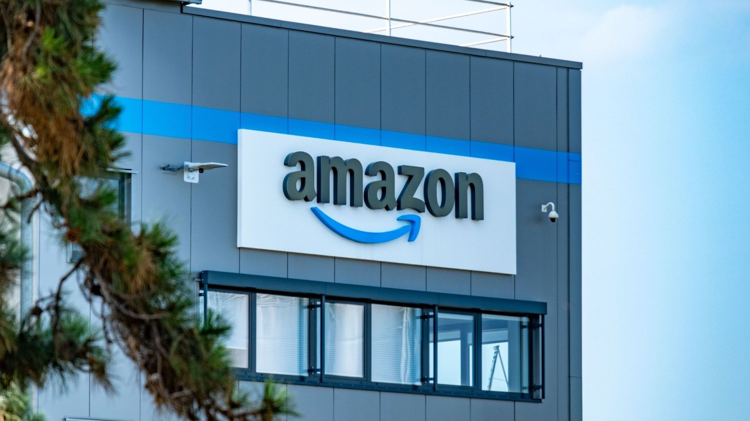 Amazon w Dobromierzu zatrudni ponad 1000 osób. Rusza polowanie na pracowników. Amazon.