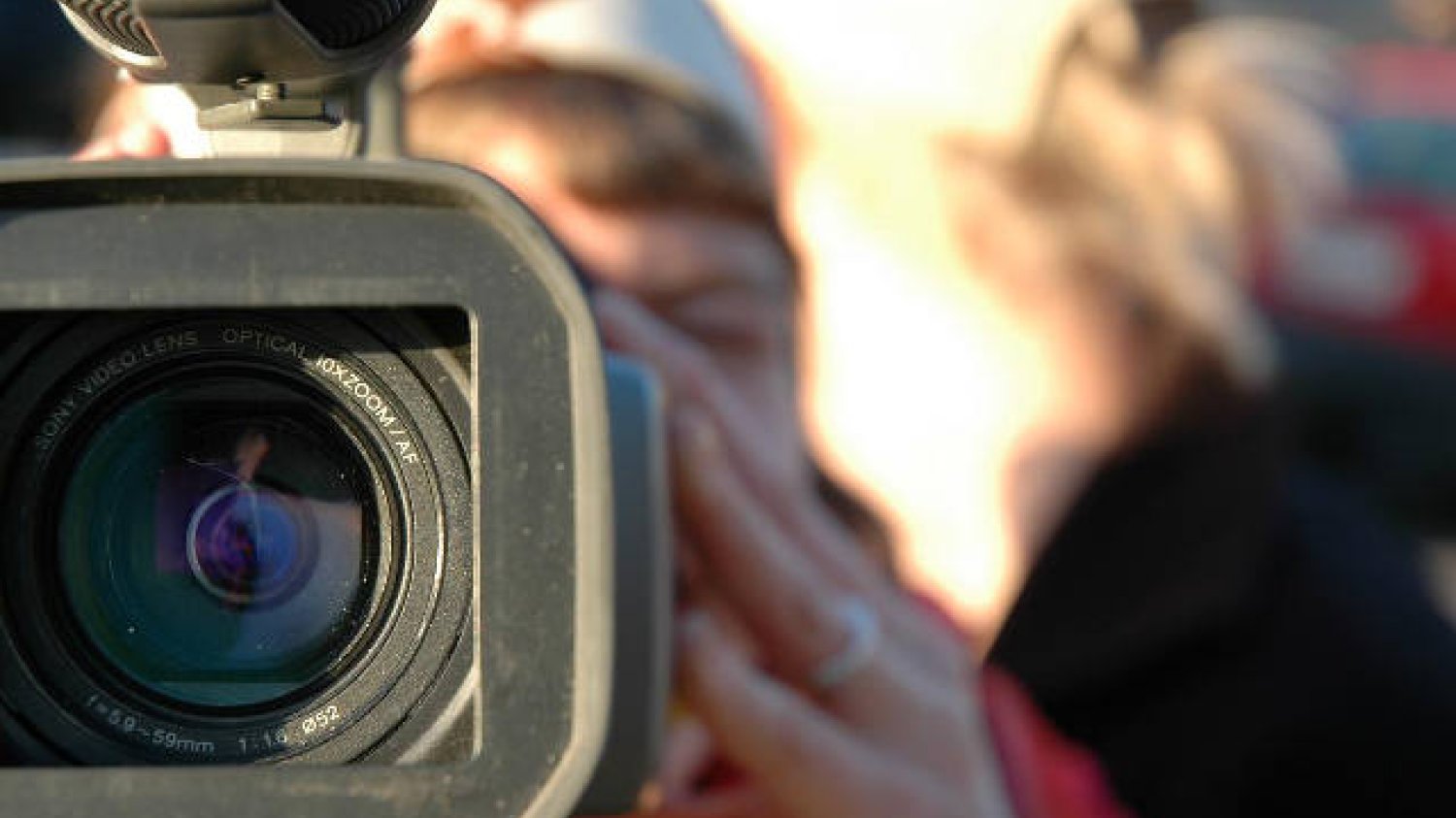 [url=https://commons.wikimedia.org/wiki/File:Video_Camera.JPG]Wikimedia Commons[/url]/Popperipopp