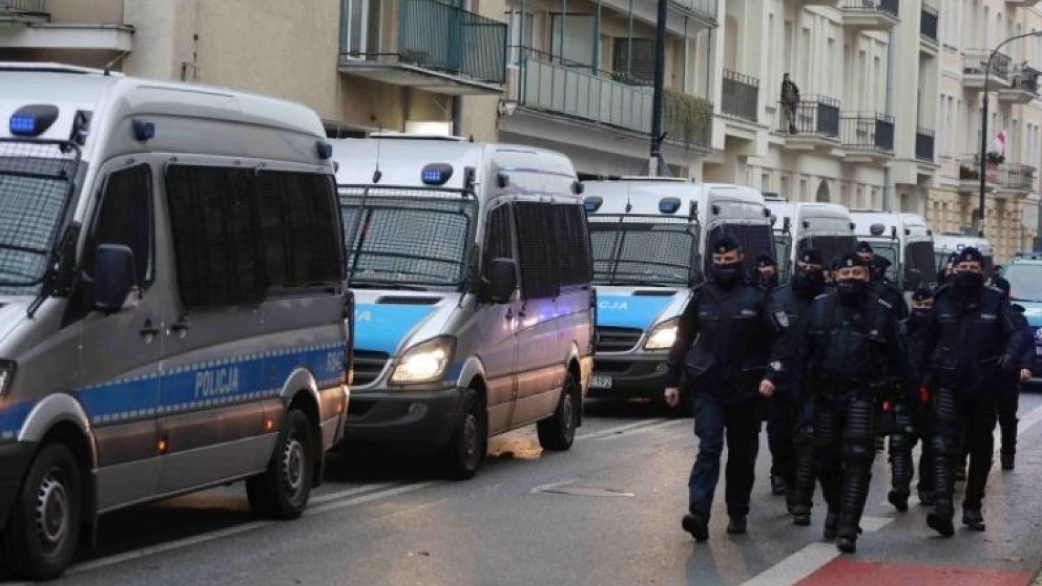 Stanowisko w Komendzie Głównej Policji stracił naczelnik wydziału ds. odzyskiwania mienia – kluczowy funkcjonariusz w walce z tzw. mafią VAT-owską.