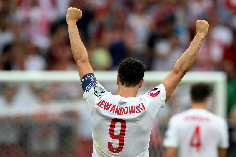 Robert Lewandowski triumfuje nie tylko na boisku, ale także w biznesie.