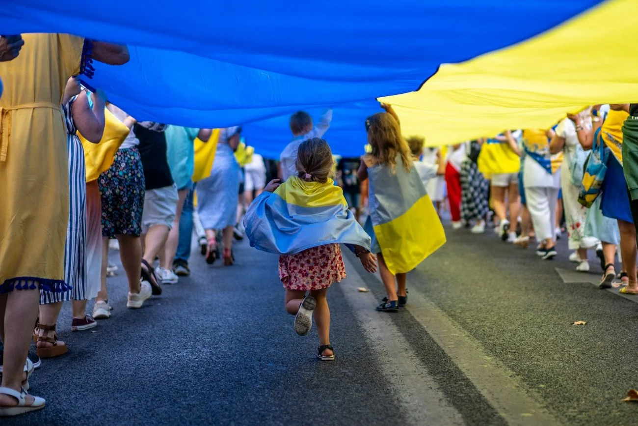 Nowa, szokująca broń na froncie wojny w Ukrainie: dzieci 