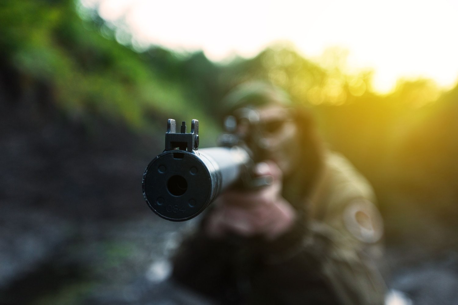 Ursynowski "szeryf" strzela do źle zaparkowanych samochodów.