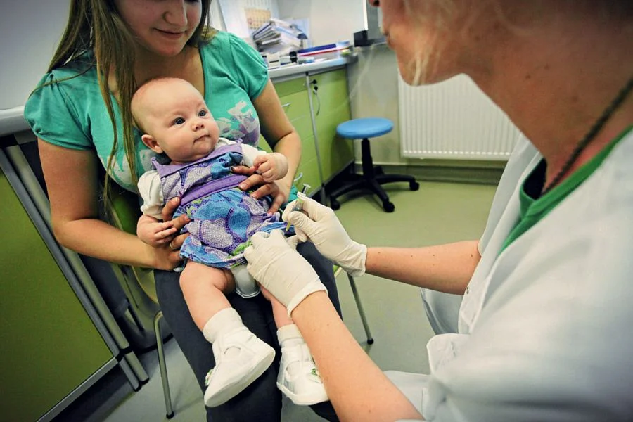 PAN wypowiada się jednoznacznie: nie ma związku między szczepieniami a autyzmem.