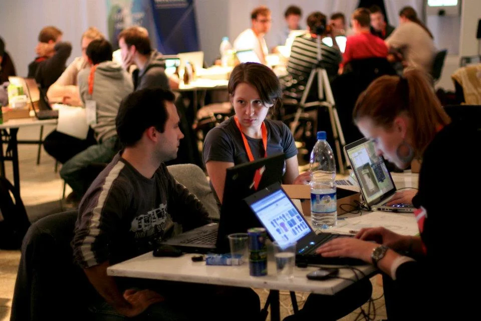 Startup Weekend Warsaw, Luty 2011