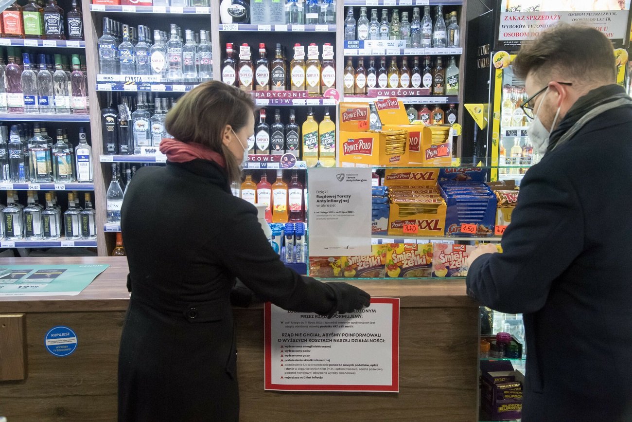 Coraz więcej skarg wpływa od pracowników handlu