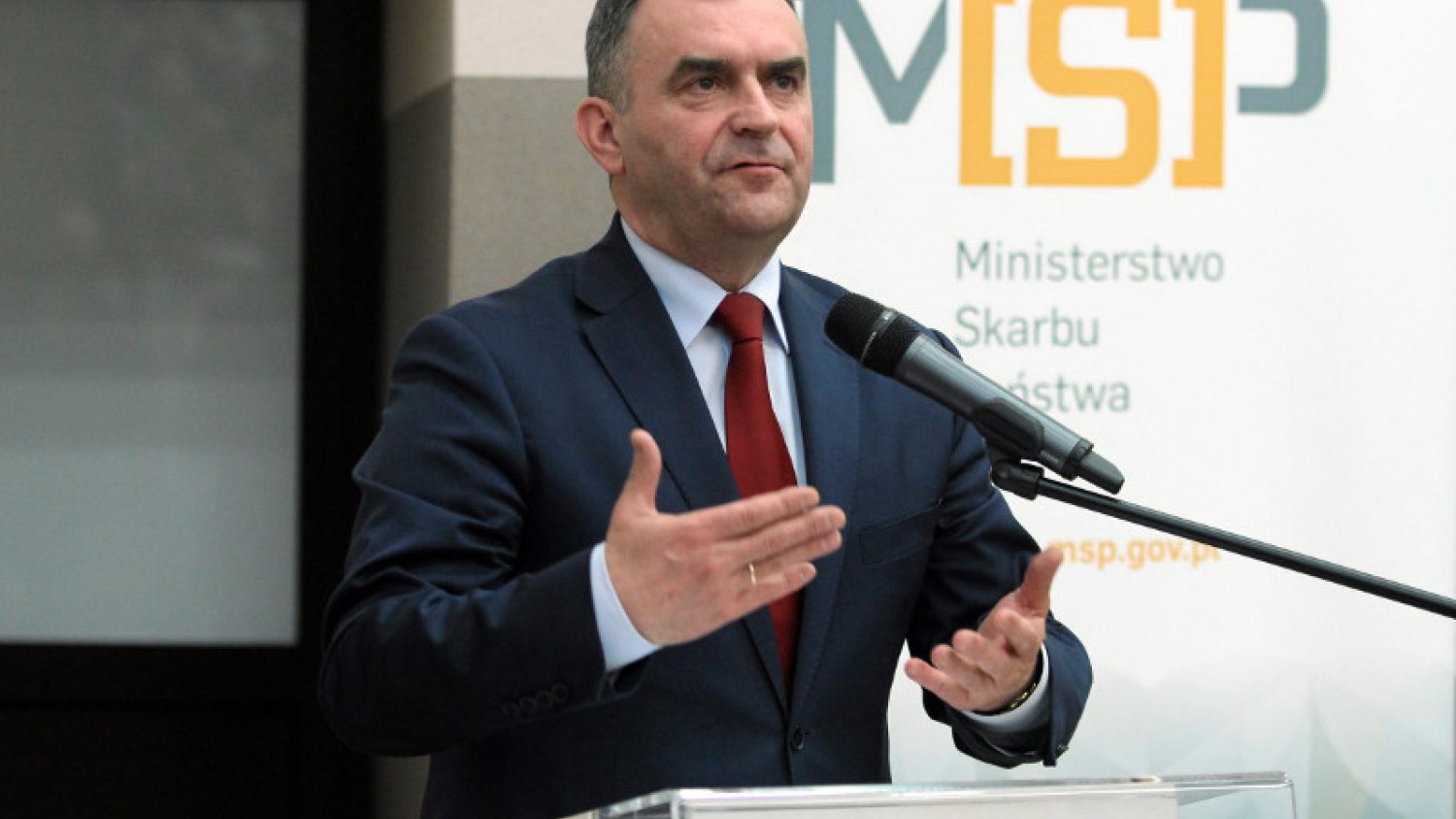 Minister Skarbu: Państwowe spółki planują inwestycje na kwotę 174 mld zł. PZU może zainwestować w zakup banków.
