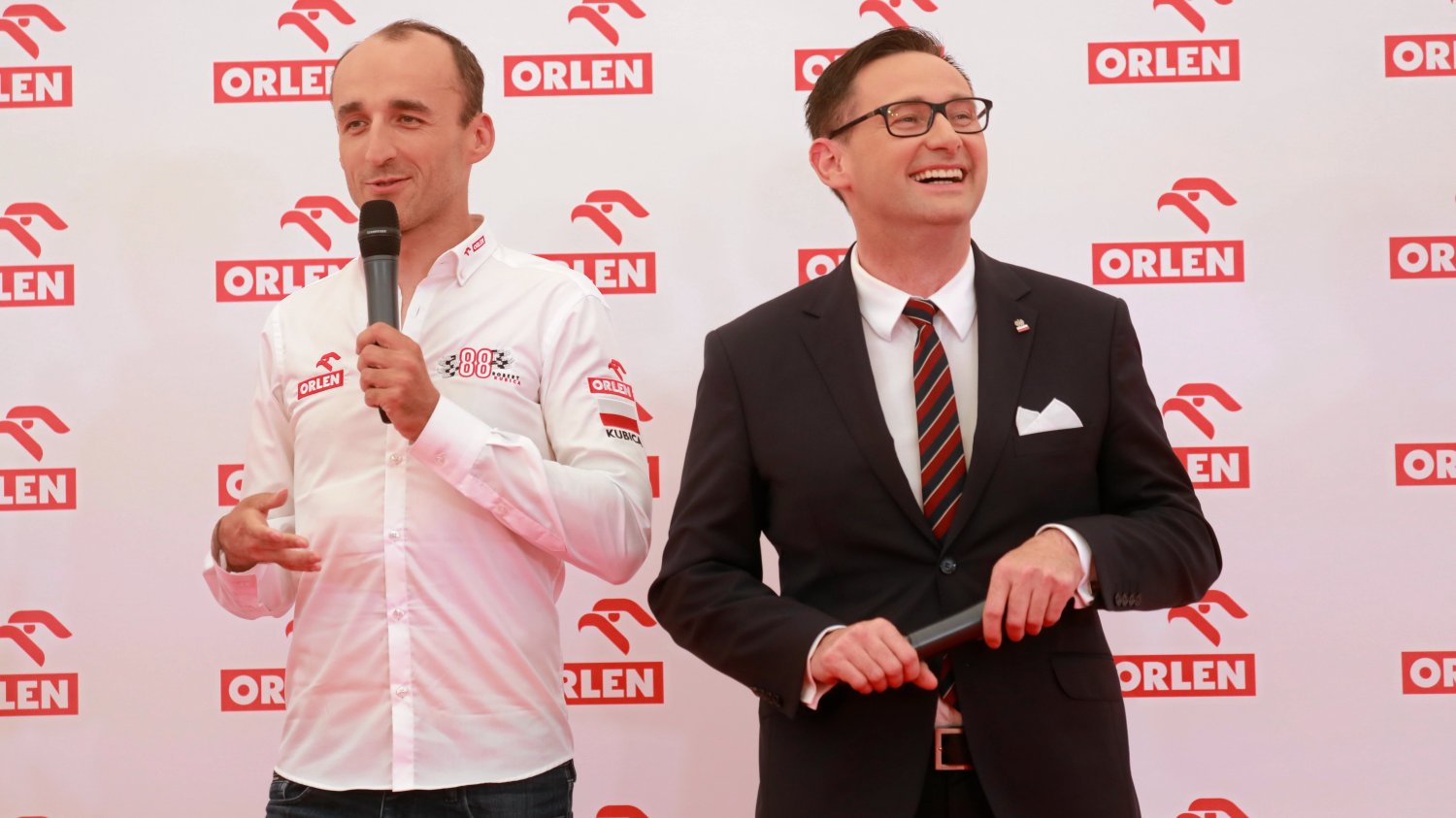 Orlen w sezonie 2019 zbił na Robercie Kubicy fortunę. W 2020 zarobi jeszcze więcej, bo został sponsorem tytularnym zespołu Alfa Romeo Racing.