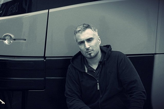 Doktor Bartosz Piotrowski jest laureatem wielu nagród, między innymi IF Design Award 2016 oraz Perły Biznesu w 2015 i 2013 roku.