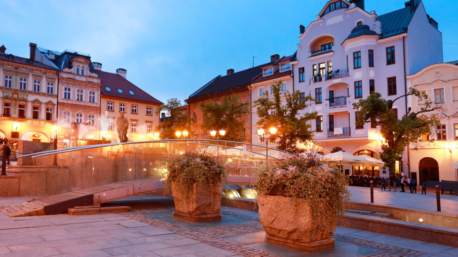 Bielsko-Biała będzie miała "zielony" blok. 60 rodzin może otrzymać piękne mieszkania. Rynek w Bielsku-Białej.