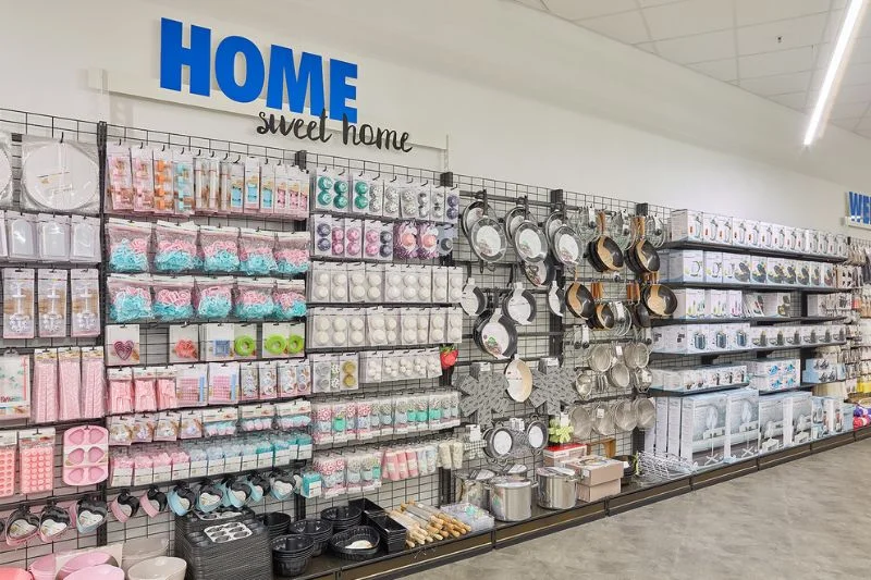 sieć sklepów TEDi oferuje różne produkty, m.in. akcesoria kuchenne.