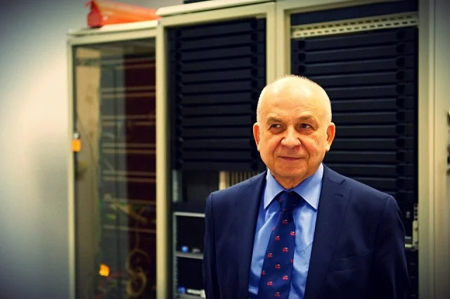"Robię to, co lubię i mam dookoła siebie ekspertów w swoich dziedzinach. To jest recepta na nasz sukces." – dr Tomasz Kośmider