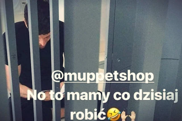 Polski piłkarz łóżko skręcał własnoręcznie