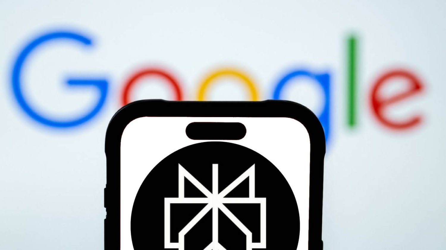 Wyszukiwarka Perplexity vs. Google