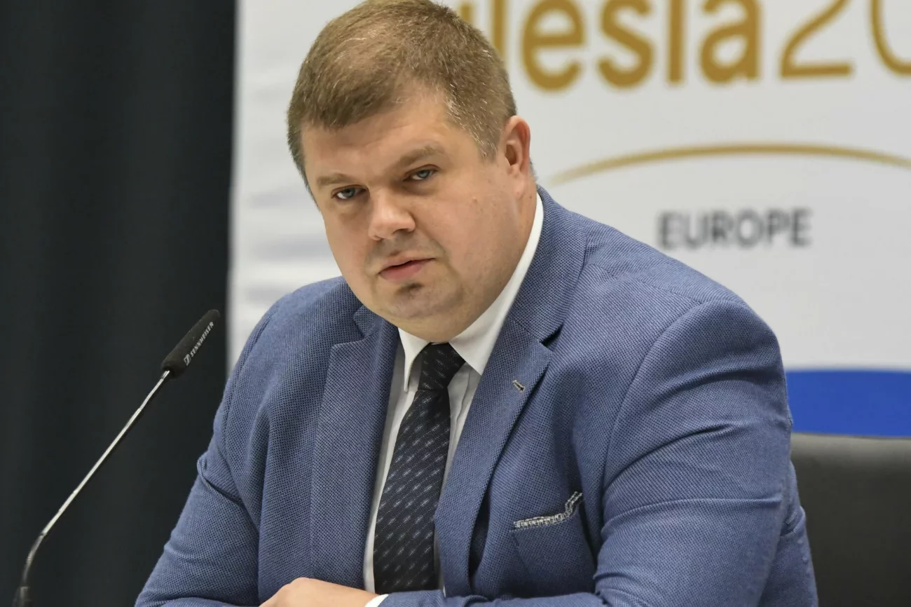 Wojciech Kałuża zrezygnował z funkcji wicemarszałka województwa śląskiego, ale odnalazł się na intratym stanowisku w JSW