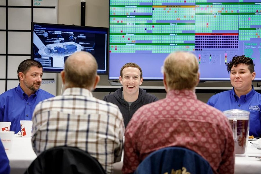 Petycja o odwołanie Zuckerberga może będzie bezskuteczna, ale ma dać do myślenia szefowi Facebooka.