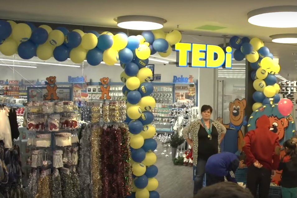 Tedi zaczynał w Niemczech, a niedługo wkroczy do Polski