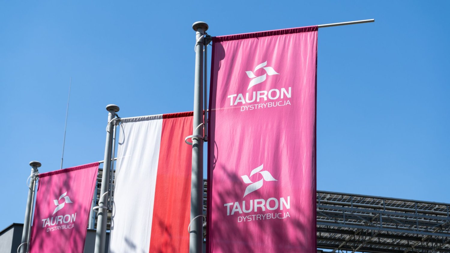 TAURON.