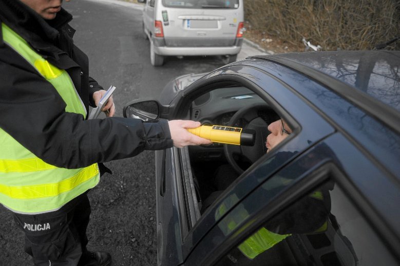 Nawet perfumy mogą zaburzyć wynik badania alkomatem