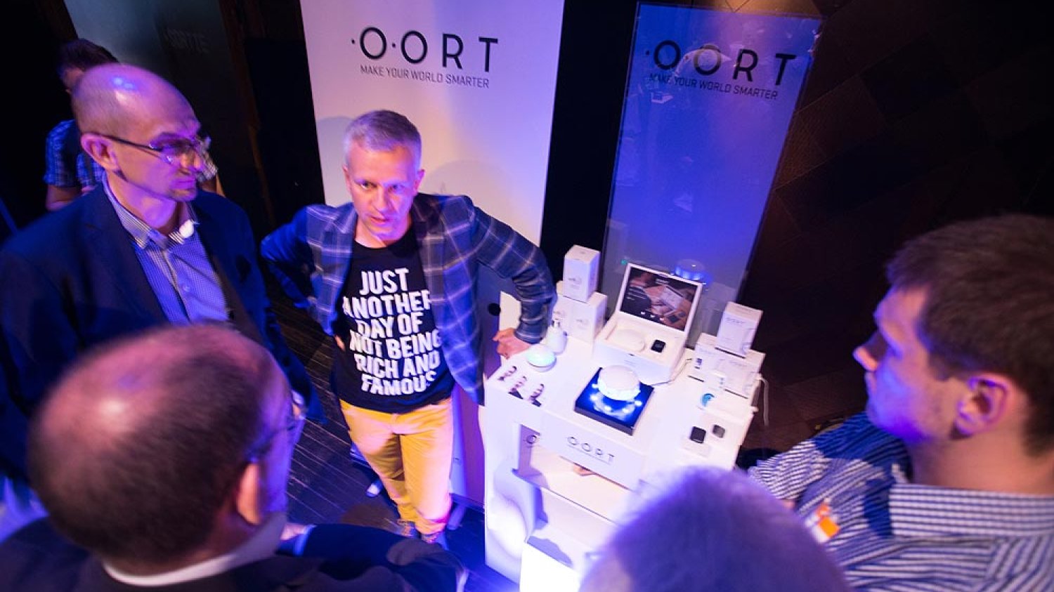 Radek Tadajewski z OORT przedstawia w Paryżu produkty firmy
