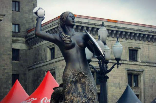 Od figur Malpolu zaroiło się w Warszawie przed Euro 2012