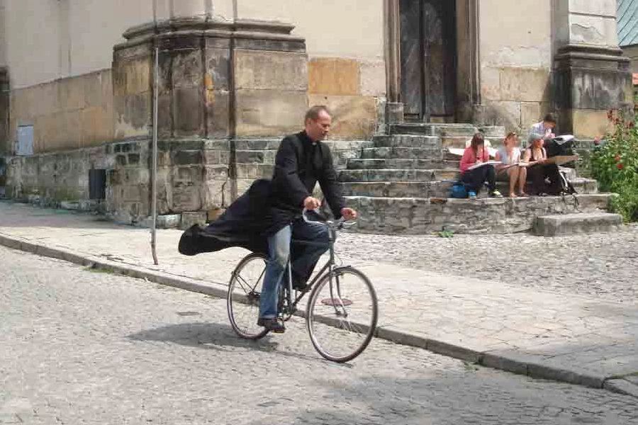 Sandomierz inwestując w Ojca Mateusza modelowo wydaje pieniądze na promocję.
