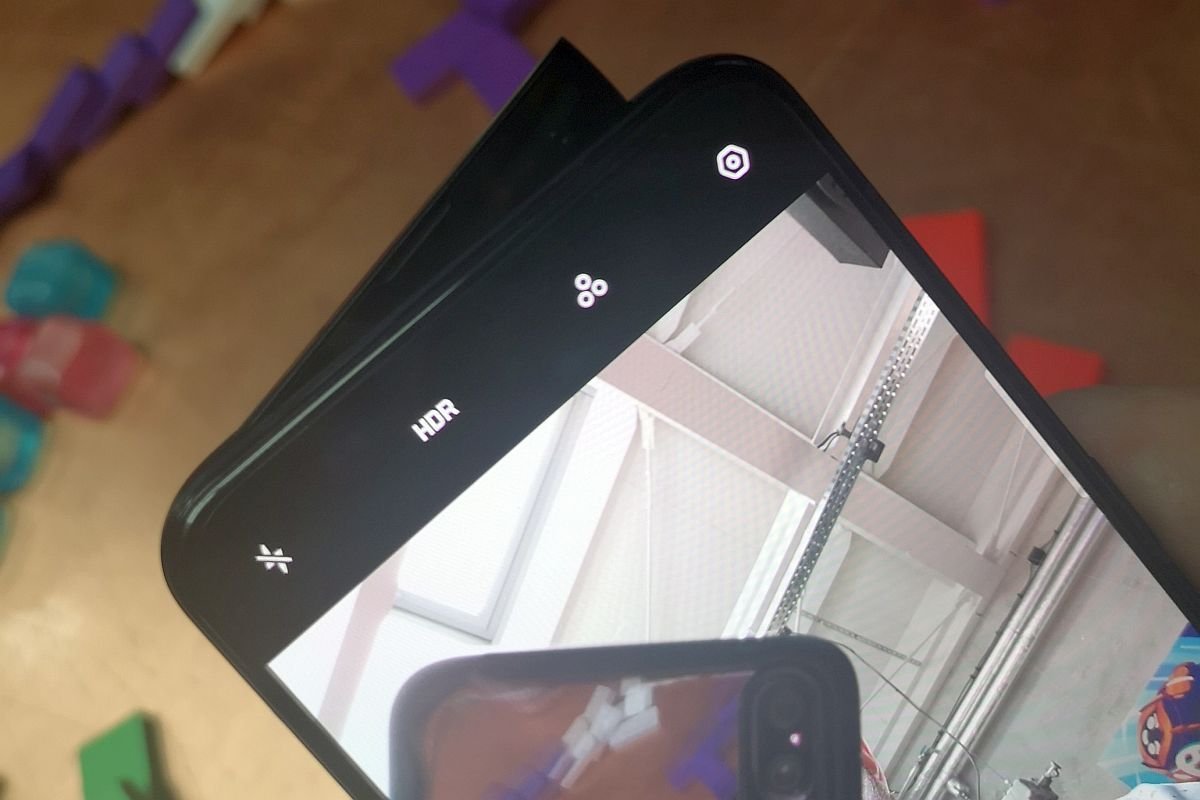 Oppo Reno ma wysuwany moduł z aparatem do selfie