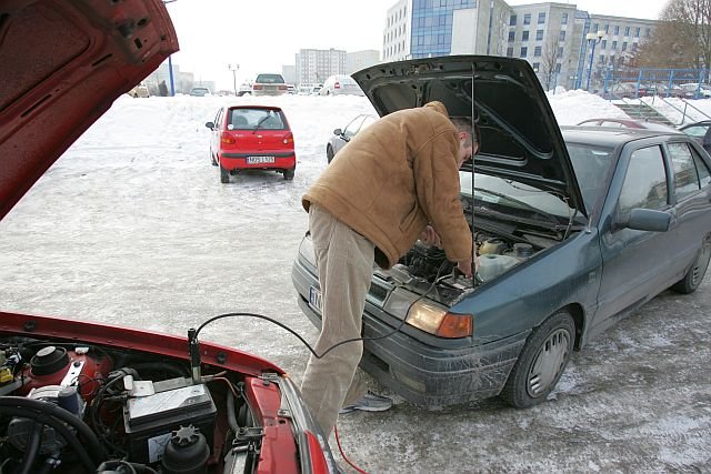 Problemy z akumulatorem zdarzają się najczęściej zimą, podczas mrozów i przymrozków.