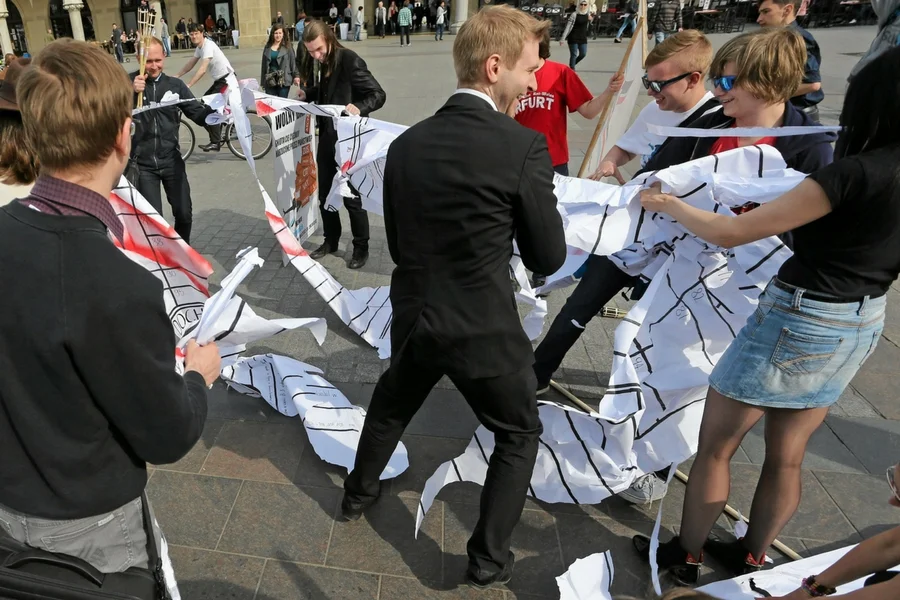 Manifestacja antypodatkowa w Krakowie.