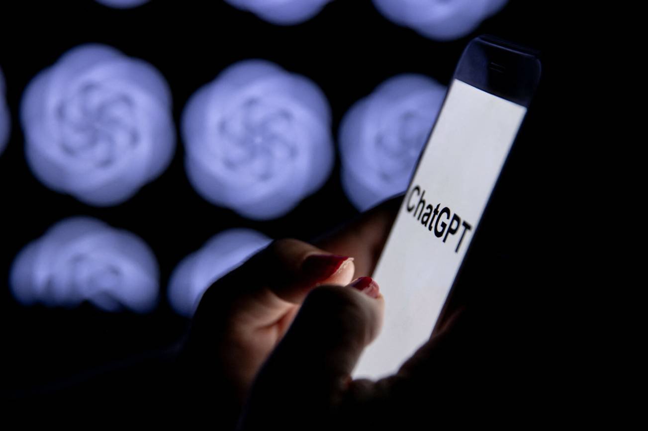 ChatGPT na telefonie.