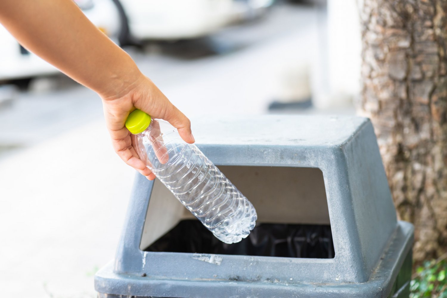 Rosnąca ilość plastikowych odpadów to poważny ekologiczny problem. Nad jego rozwiązaniem pogłowią się uczestnicy konkursu Science Challenge Day.