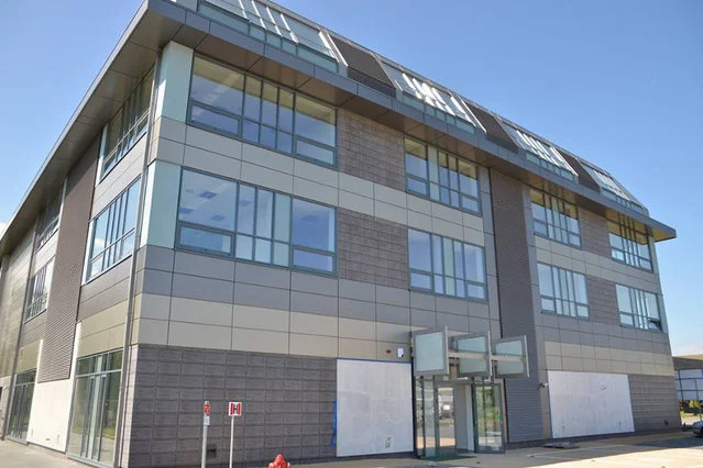 Siedziba spółki Data Techno Park przy ulicy Borowskiej we Wrocławiu. To ona jest koordynatorem Ogólnopolskiego Klastra e-Zdrowie (OKeZ)
