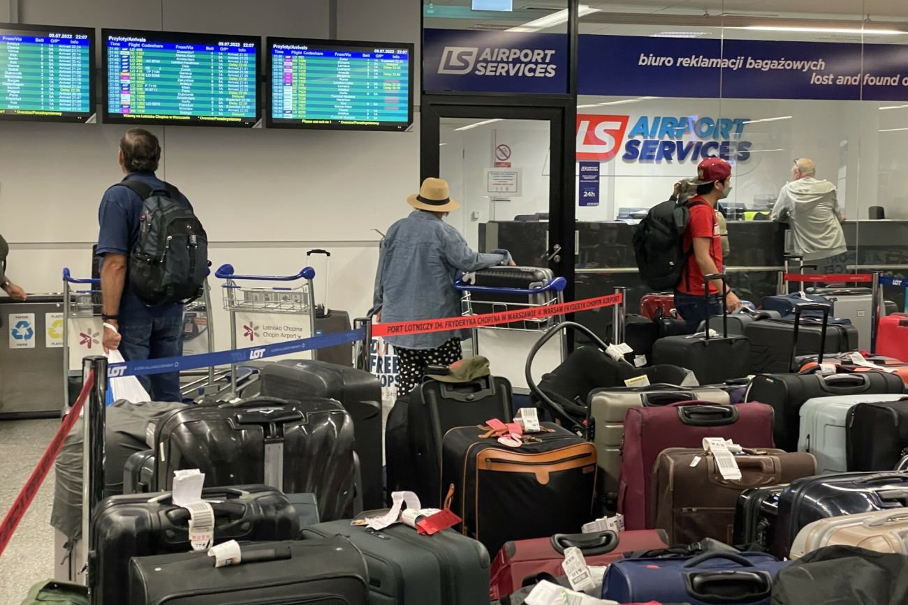 Problemy na Okęciu. Grypa dziesiątkuje pracowników kontroli bezpieczeństwa