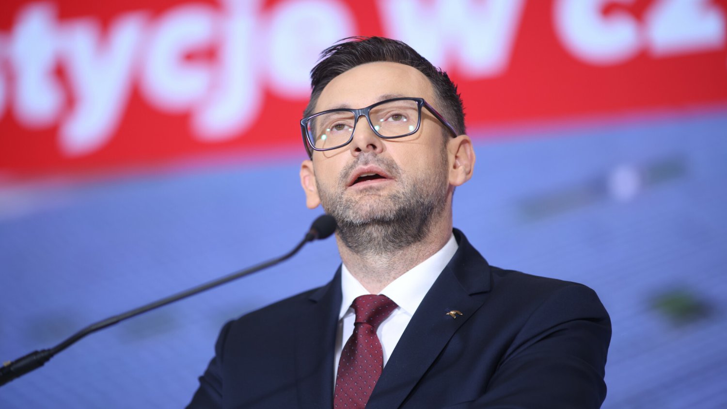 Daniel Obajtek wyjechał za granicę – Szczerba powiadamia służby