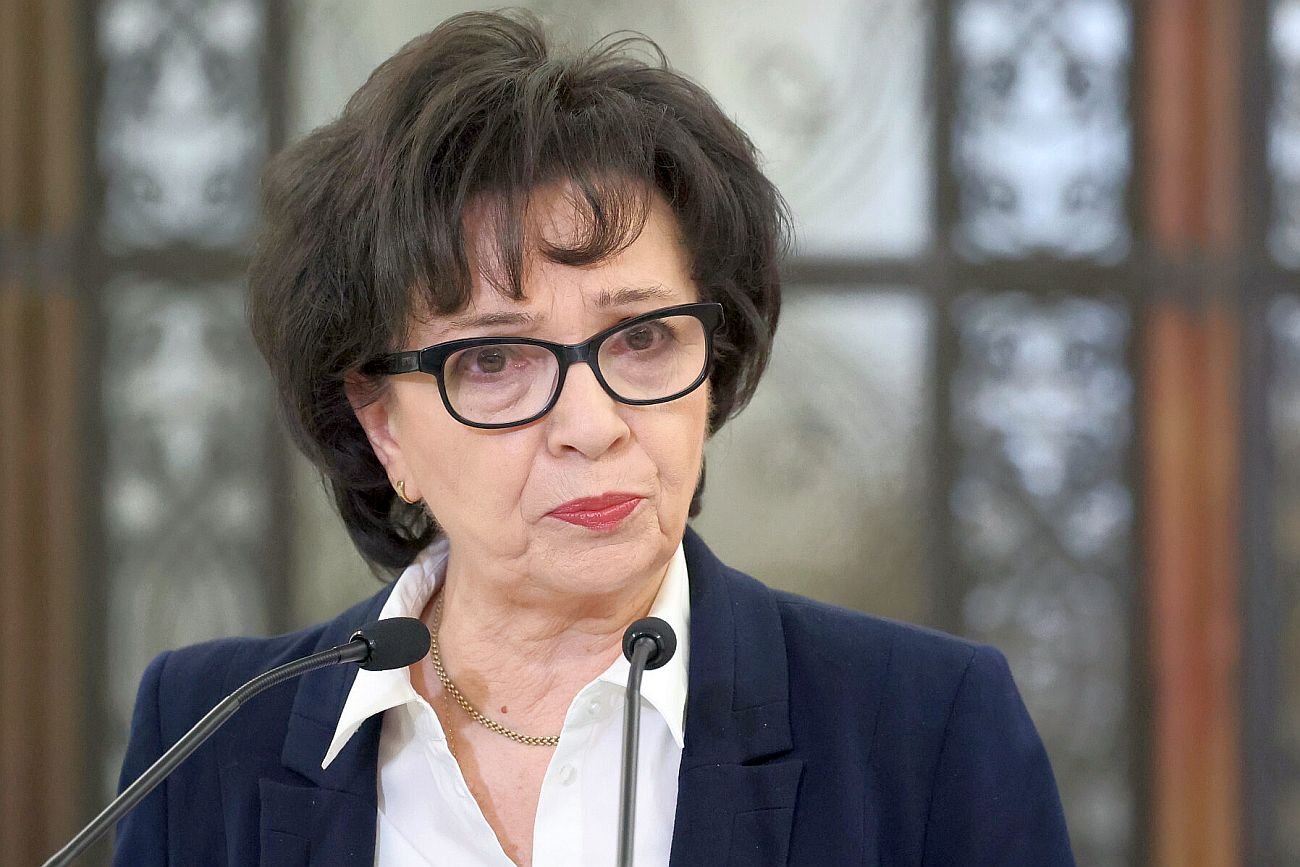 Marszałkini Sejmu Elżbieta Witek podniosła pensję szefowej swojego gabinetu o 60 proc.