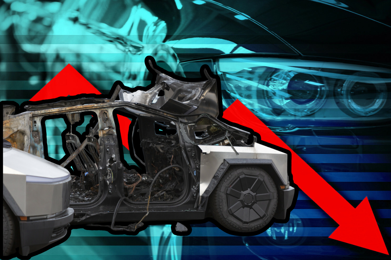 Spalony samochód Cybertruck na tle symbolicznego spadku wartości.