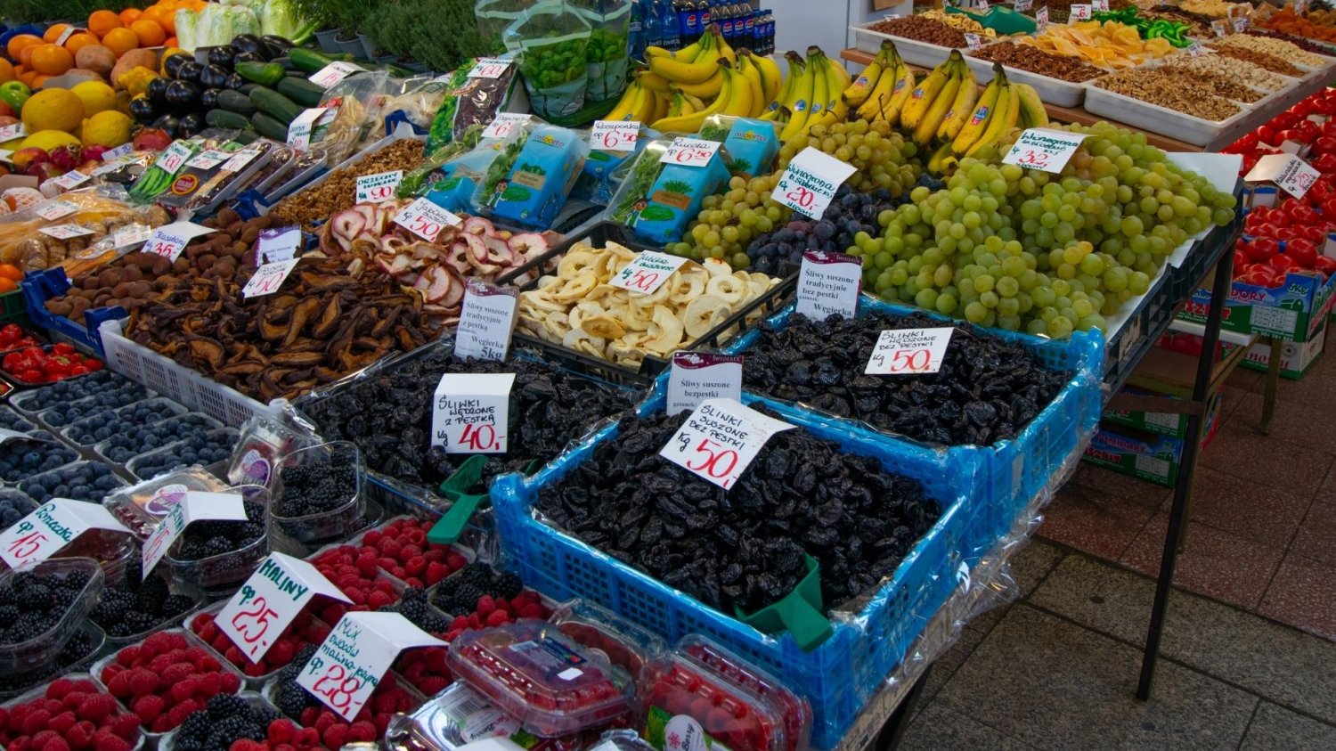 Bazar przy Broniewskiego zmieni się nie do poznania. Stare odchodzi do lamusa. Bazar.