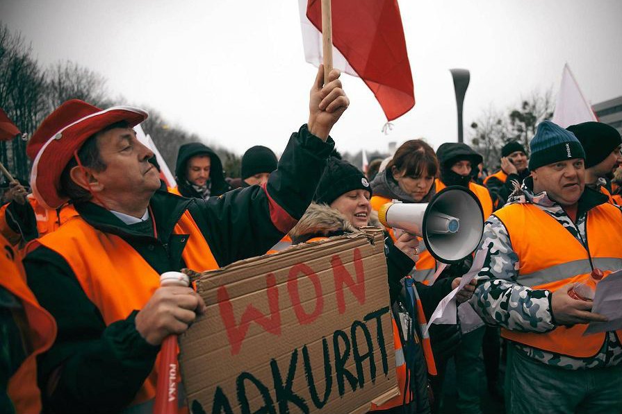 Tak przeciwko Pawłowi Makuracie protestowali pracownicy Lotosu